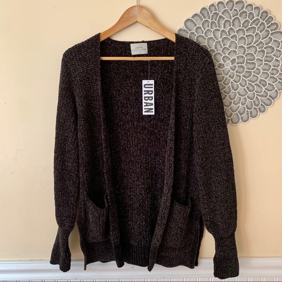 Urban Outfitters Sweaters - NWT Urban Outfitters Plush Chenille Cardigan